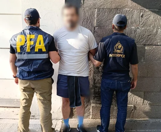 Un ciudadano mexicano contrabandeaba combustible y fue detenido