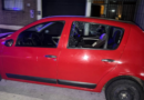 Lo sorprendieron rompiendo el vidrio de un auto en Ciudad y terminó detenido tras intentar escapar