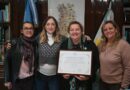 Distinción a mendocinos: Anabel Fernández Sagasti reconoció a una escuela y a un deportista de la provincia