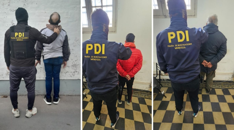 Una investigación en Maipú permitió detener a tres personas y secuestrar cuatro armas de fuego