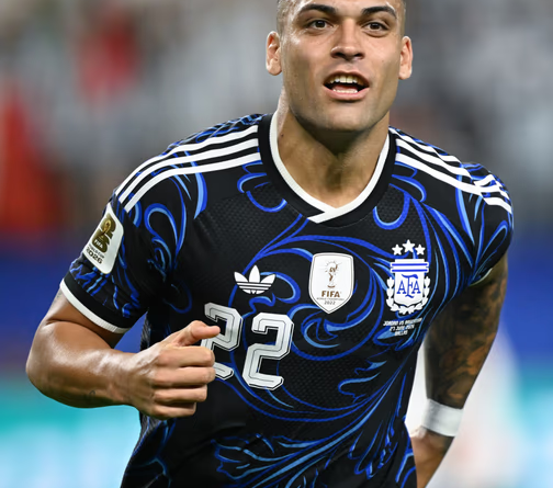 Barcelona quiere a Lautaro Martínez tras caerse la llegada de Julián Álvarez