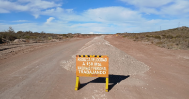 Vialidad Mendoza mejora más de 121 kilómetros de rutas rurales a Punta del Agua y Las Malvinas Vialidad Mendoza mejora más de 121 kilómetros de rutas rurales a Punta del Agua y Las Malvinas