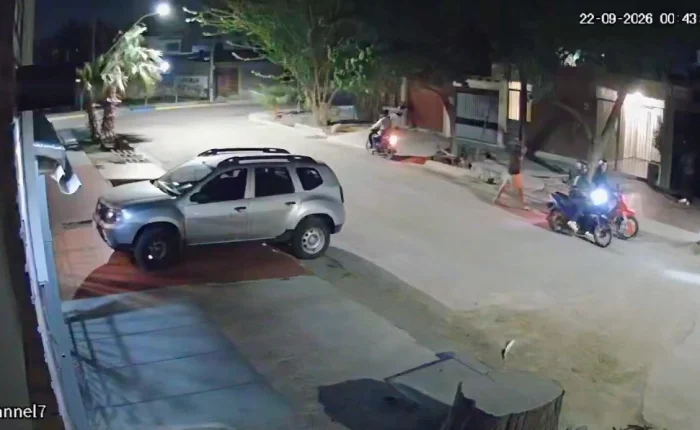 Como si fuese algo habitual: así robó una banda en un conocido barrio de Las Heras Como si fuese algo habitual: así robó una banda en un conocido barrio de Las Heras