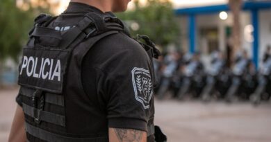 Dos hombres fueron detenidos tras asaltar un comercio en Maipú
