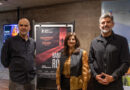 El intendente Ulpiano Suarez participó del avant premiere de Hangar Rojo El intendente Ulpiano Suarez participó del avant premiere de Hangar Rojo