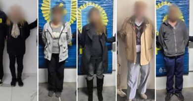 Desarticularon una red de trata laboral que envenenaba operarios durante el reciclaje de baterías de autos Desarticularon una red de trata laboral que envenenaba operarios durante el reciclaje de baterías de autos