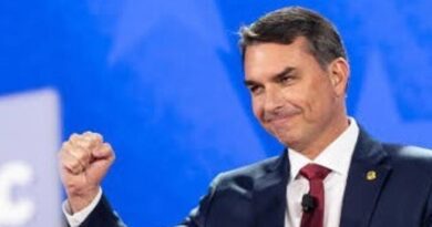 Migraciones desestimó el ingreso de Flávio Bolsonaro a la Argentina